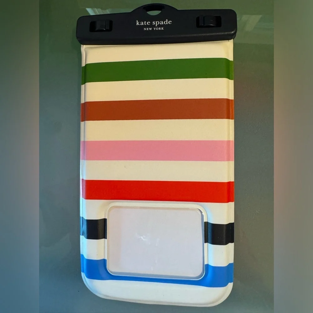 KATE SPADE ♠️ waterproof case for iPhone! Touchscreen compatible! See pic4 more: